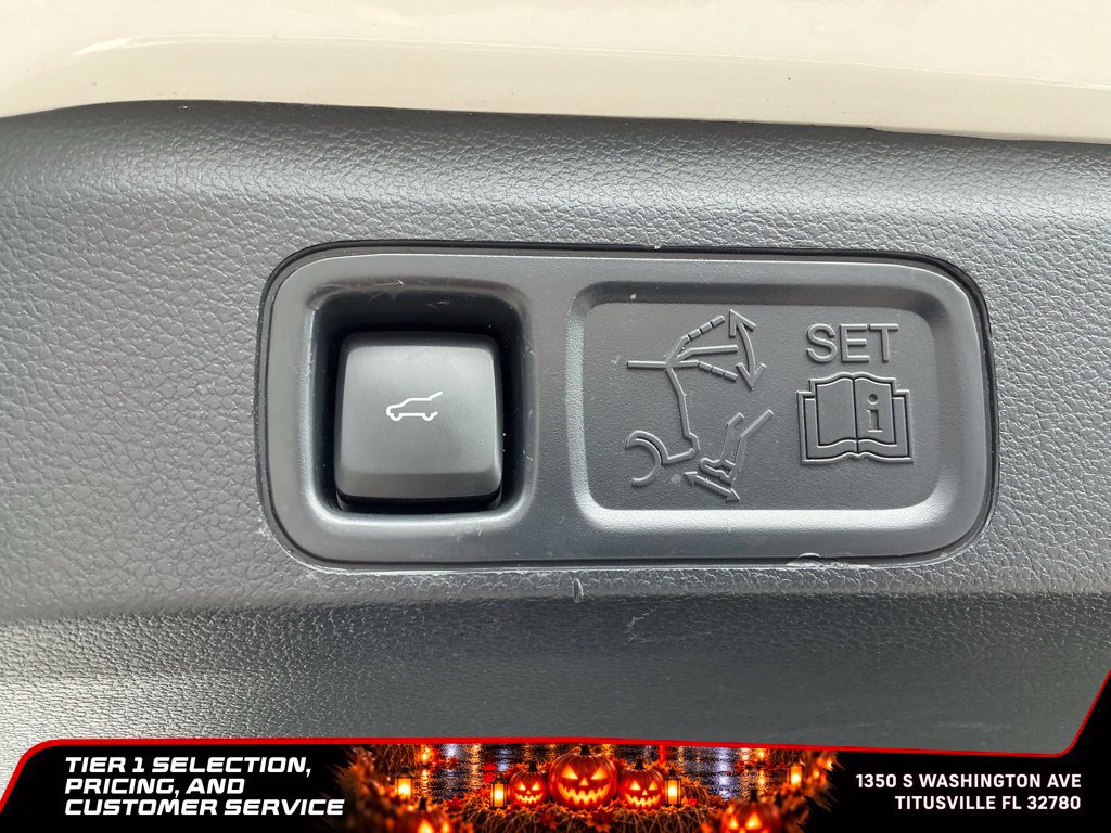 Used 2023 Ford Expedition Max Limited RWD image 23