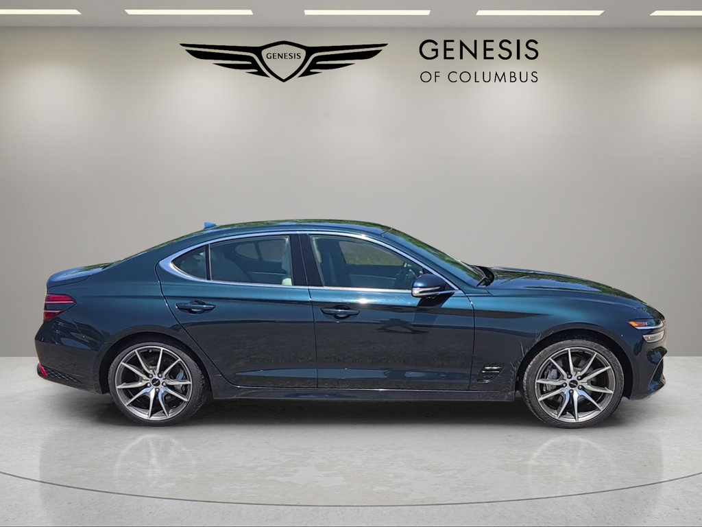 Used 2025 Genesis G70 2.5T AWD/4WD image 6