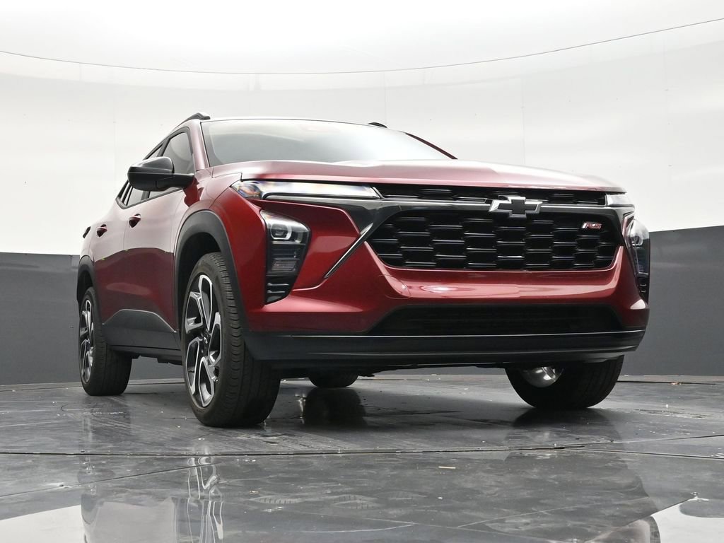 Used 2024 Chevrolet Trax RS FWD image 26