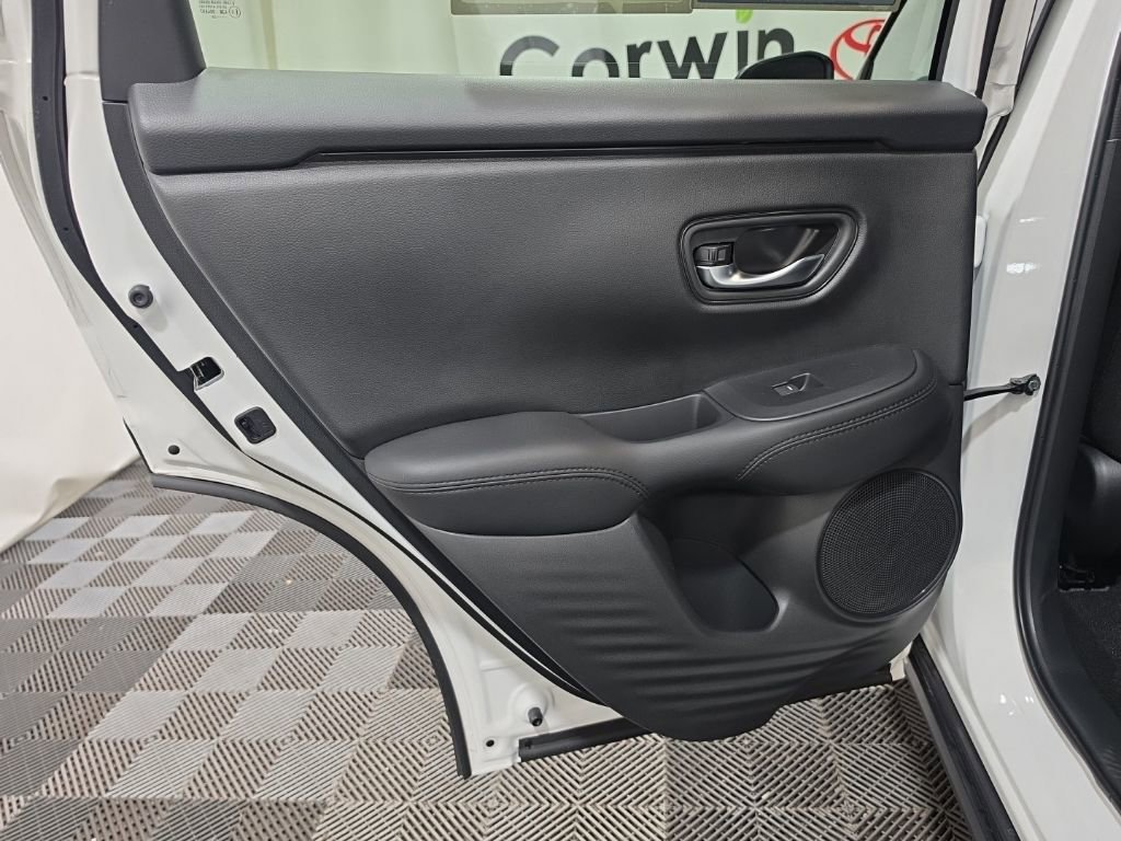 Used 2026 Honda HR-V LX image 30