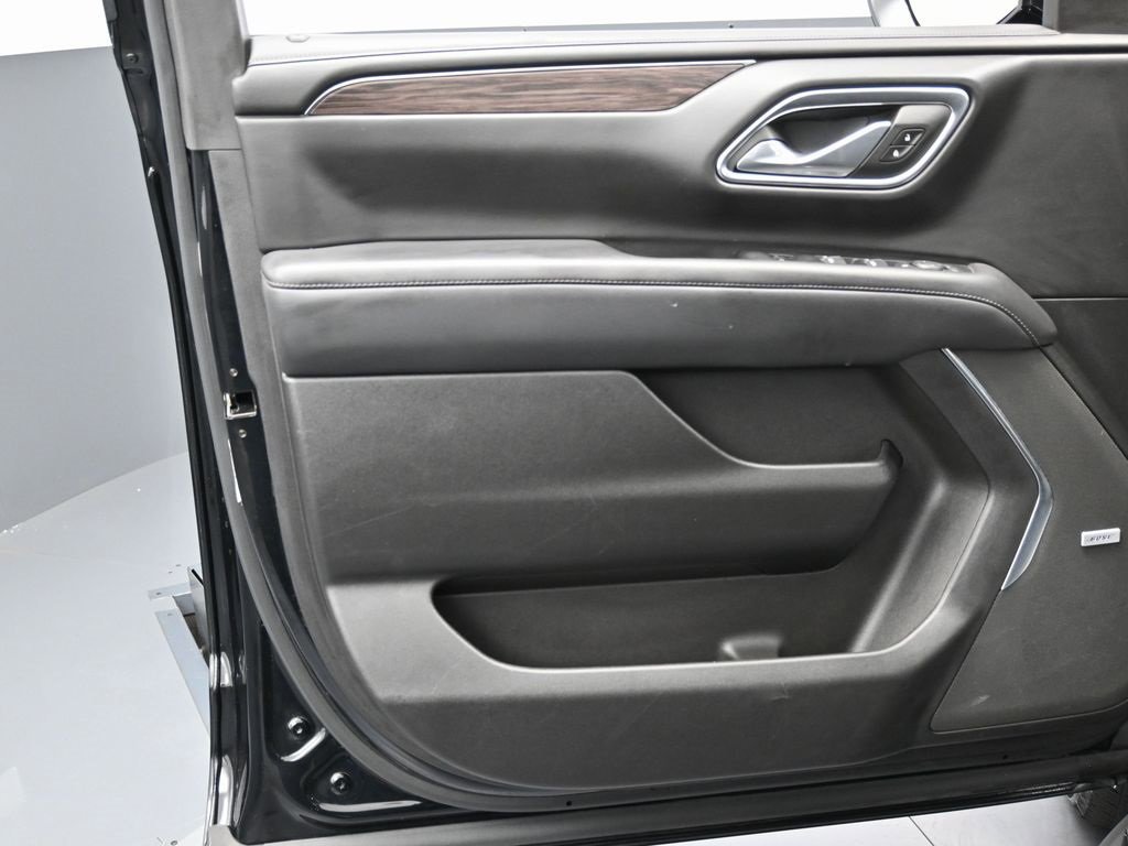 Used 2024 Chevrolet Tahoe LT image 38
