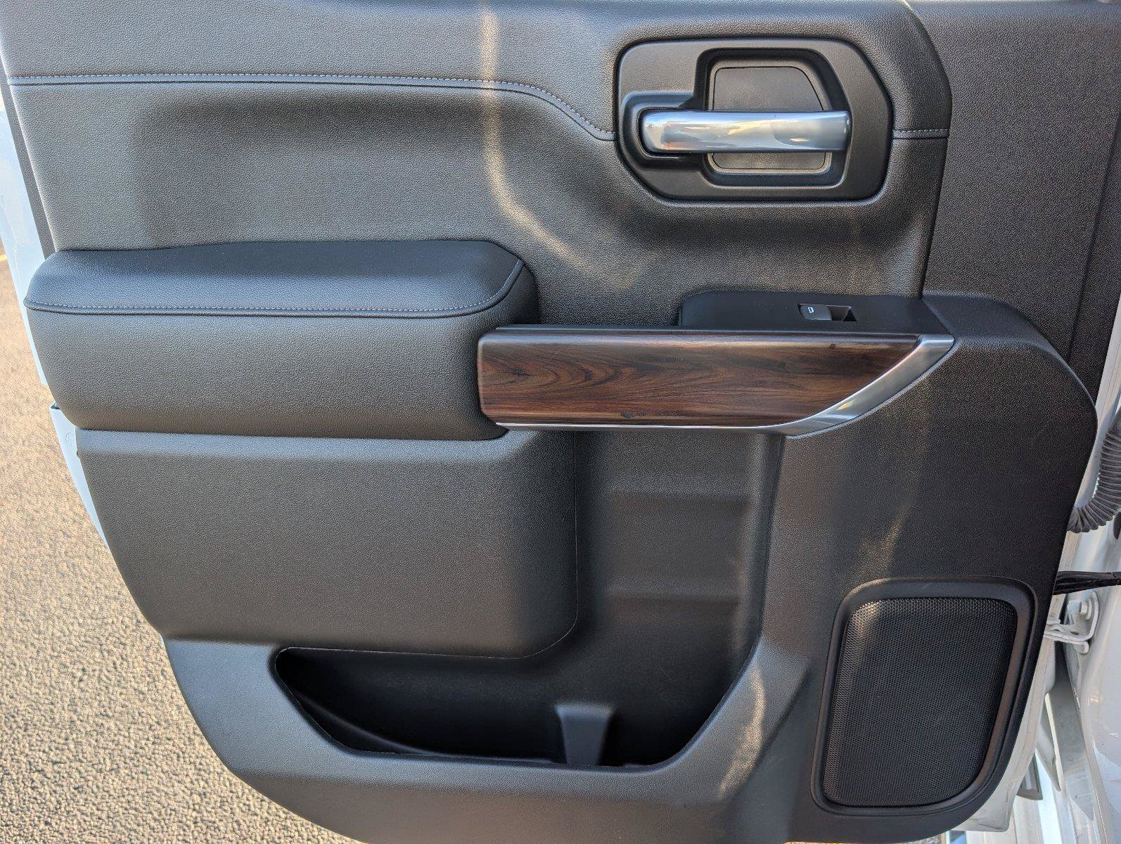 Used 2022 GMC Sierra 1500 SLT AWD/4WD image 36