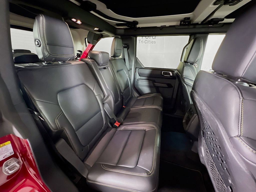 New 2025 Ford Bronco Badlands image 17