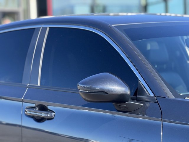 Used 2024 Honda Civic Touring image 4