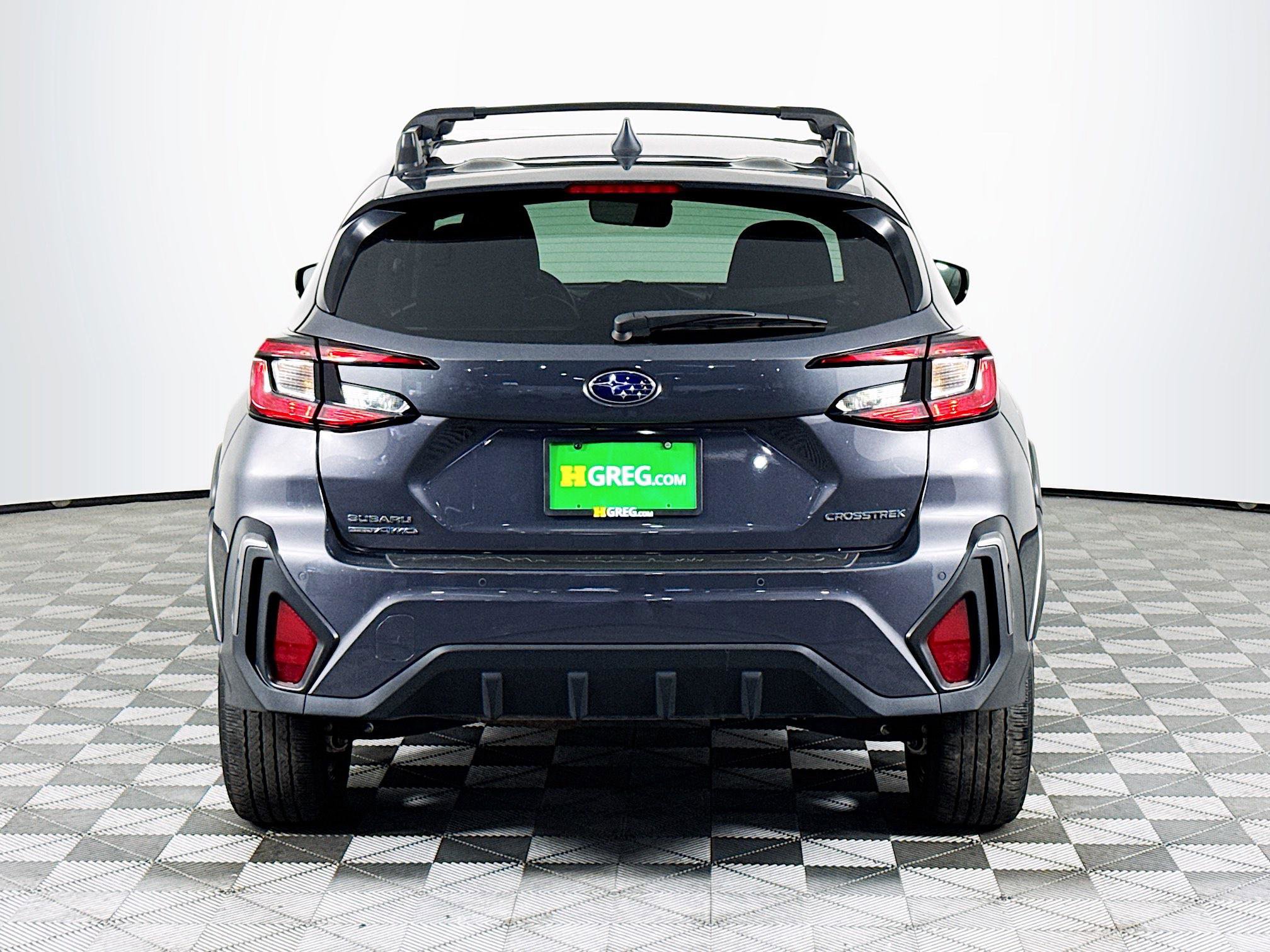 Used 2024 Subaru Crosstrek 2.5i Limited w/ Crosstrek Mirror Package AWD/4WD image 8