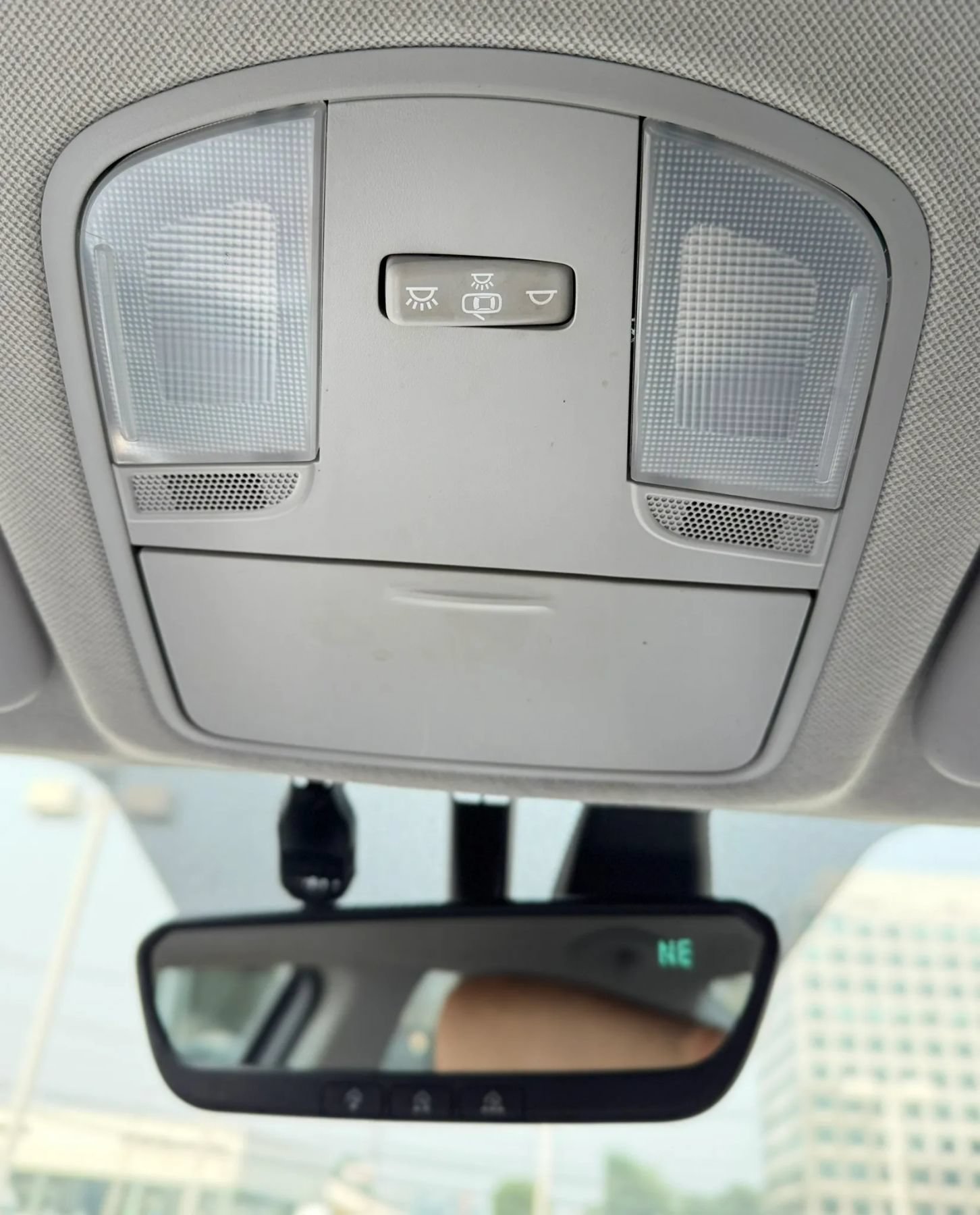 Used 2020 Hyundai Elantra SE FWD image 19