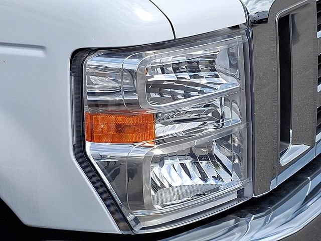 New 2023 Ford E-350 and Econoline 350 Super Duty w/ Driver's Safety Package RWD image 4