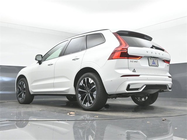 New 2026 Volvo XC60 B5 Plus w/ Protection Package Premier image 42