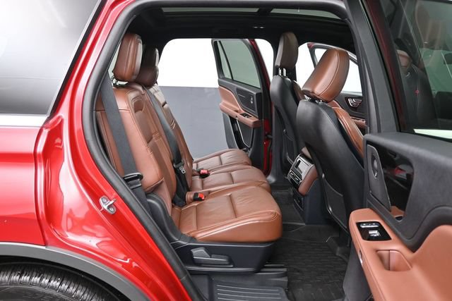Certified 2025 Lincoln Aviator Reserve w/ Illumination Package AWD/4WD image 26