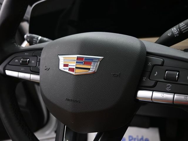 Used 2024 Cadillac XT4 Luxury w/ Cold Weather Package AWD/4WD image 24