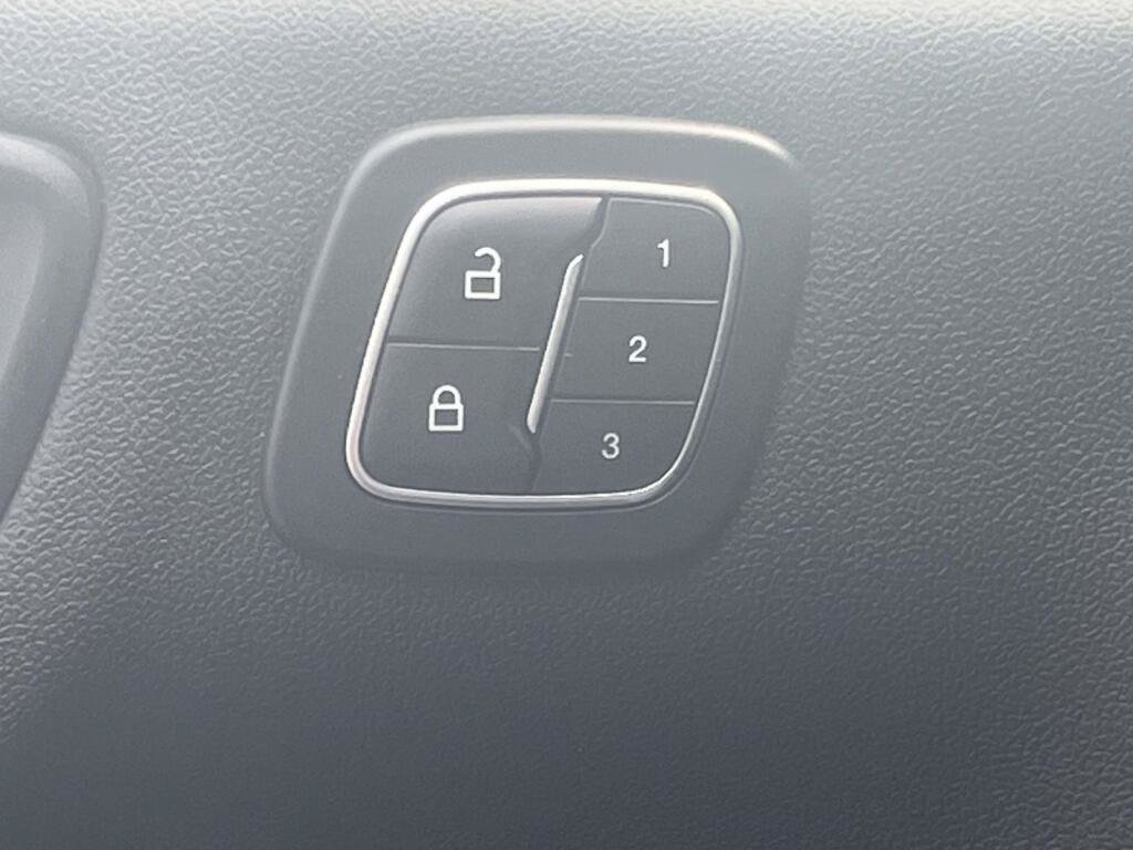 Used 2023 Ford Escape Active w/ Tech Pack #2 FWD image 32