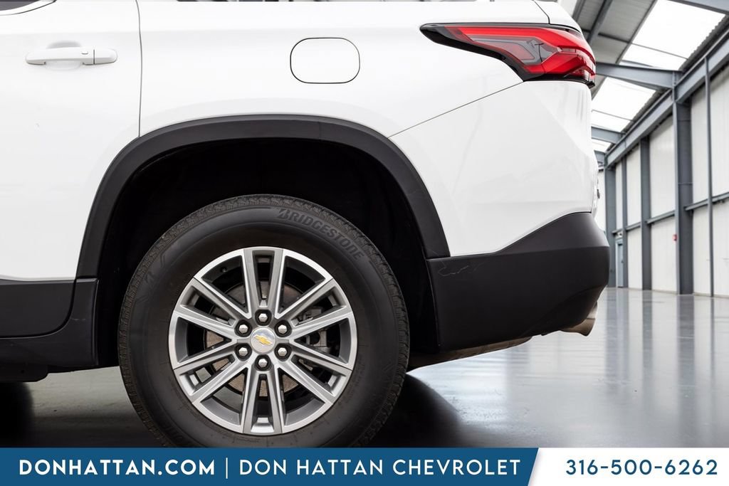 Used 2023 Chevrolet Traverse LT FWD image 31