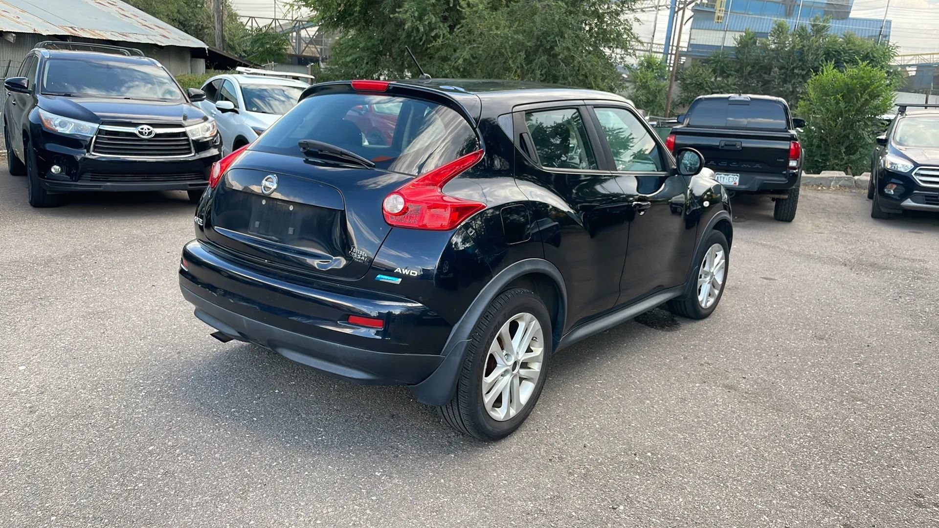 Used 2013 Nissan Juke S AWD/4WD image 6