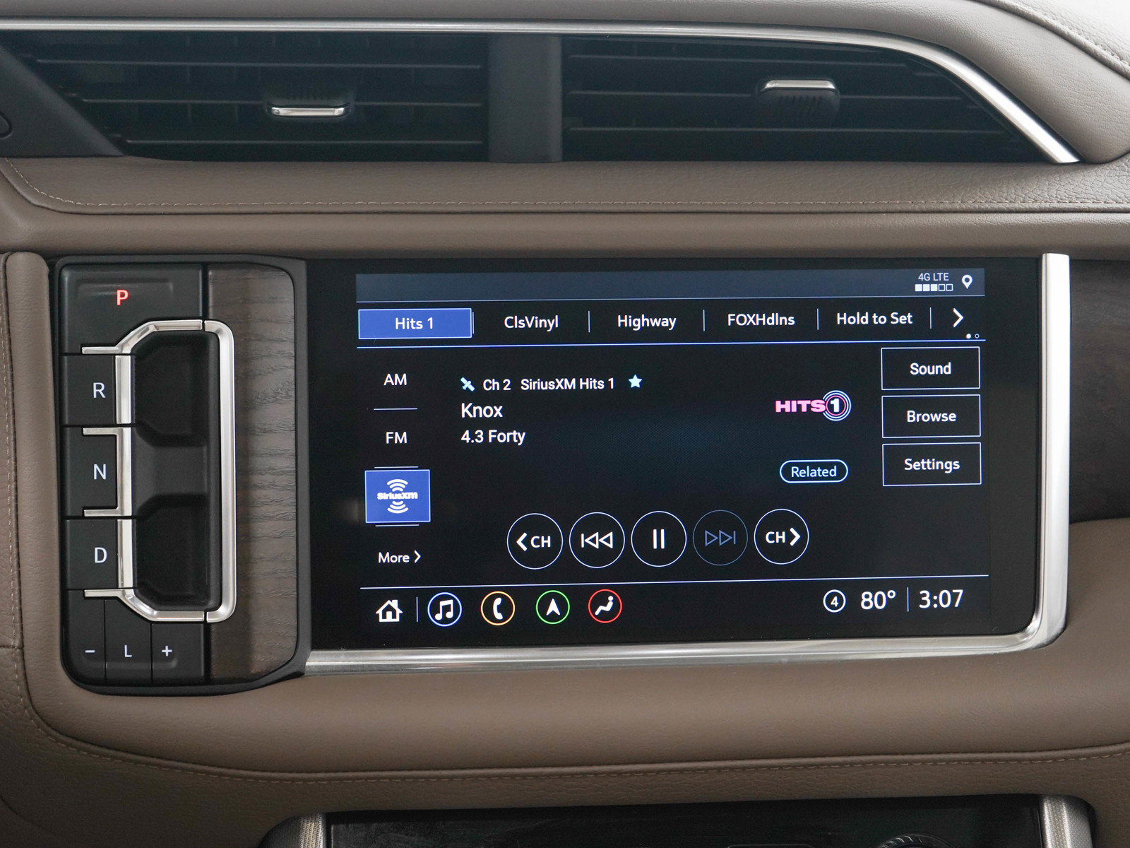 Used 2021 GMC Yukon Denali w/ Denali Premium Package AWD/4WD image 19