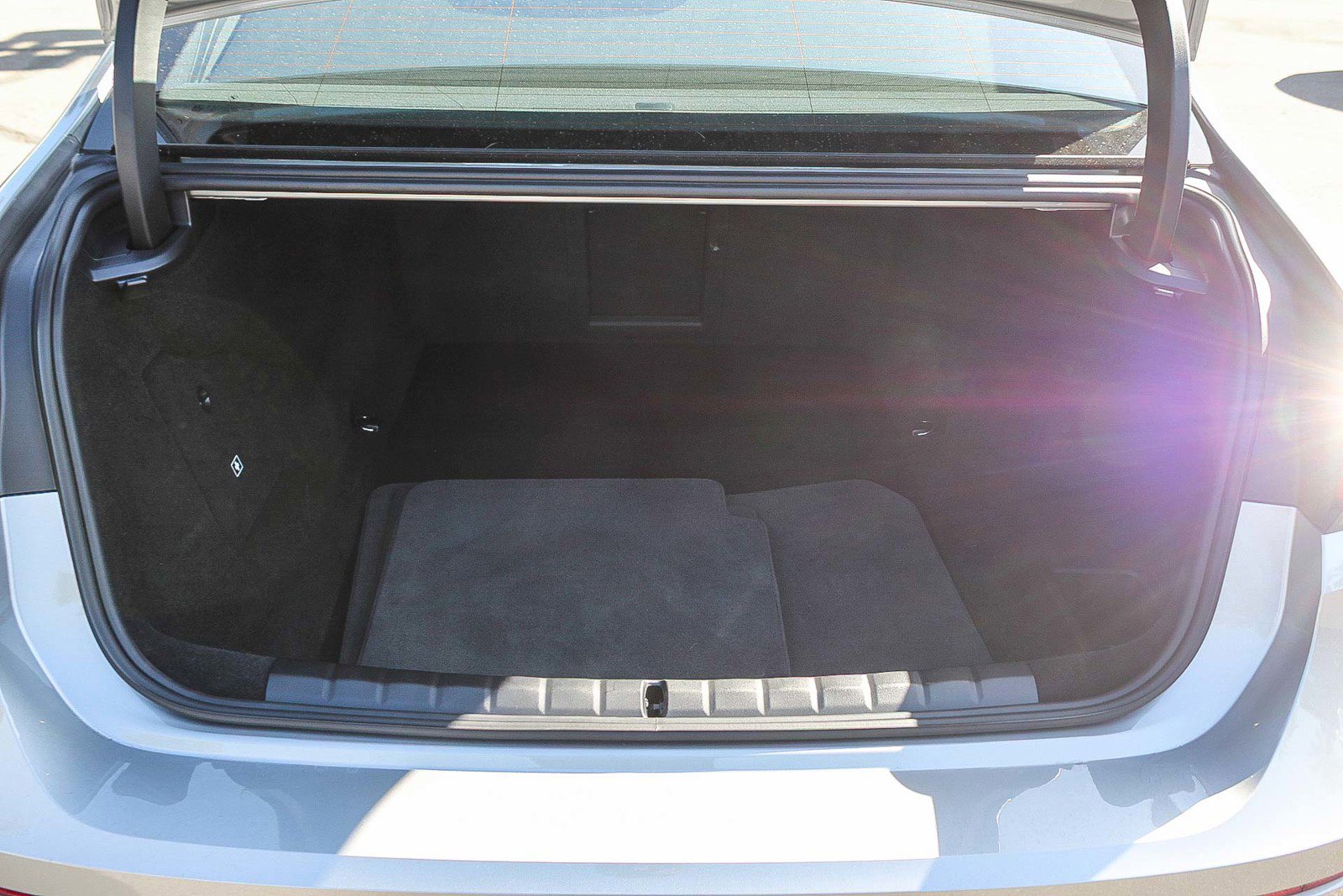 Certified 2025 BMW i7 eDrive50 w/ Premium Package image 26