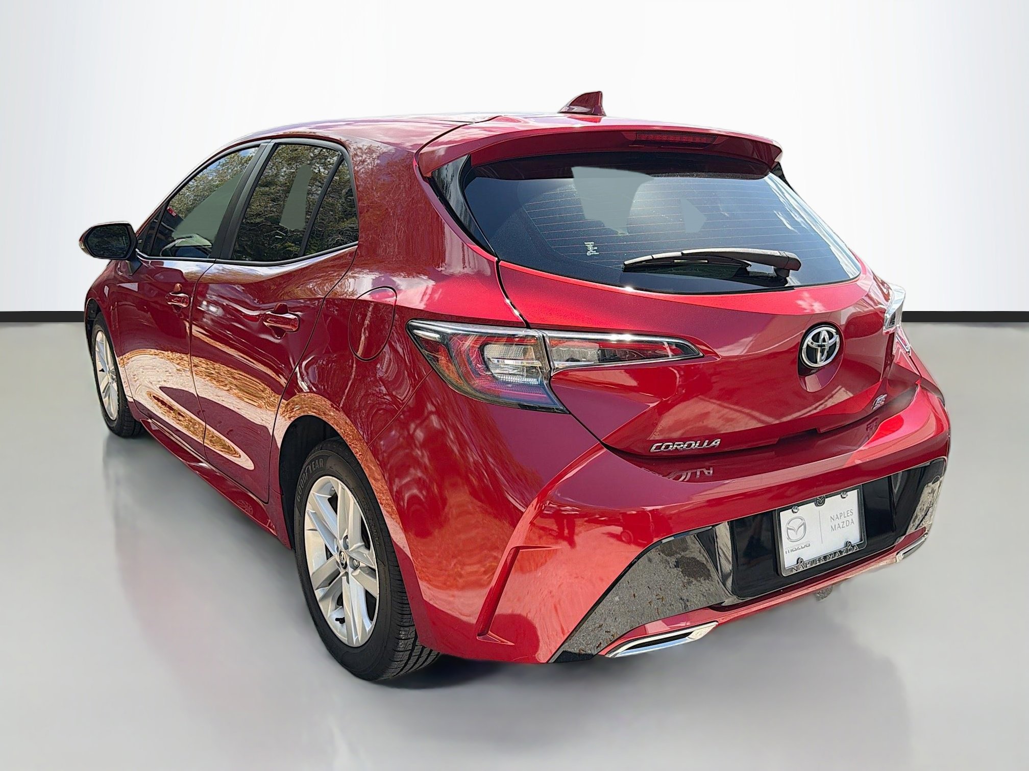Used 2021 Toyota Corolla SE image 3