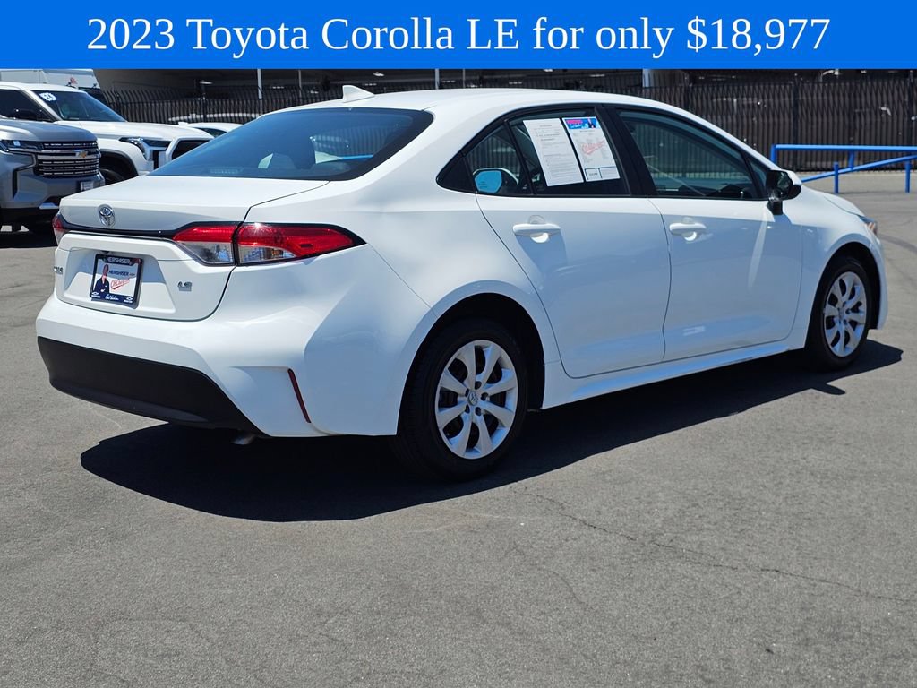 Used 2023 Toyota Corolla LE FWD image 7