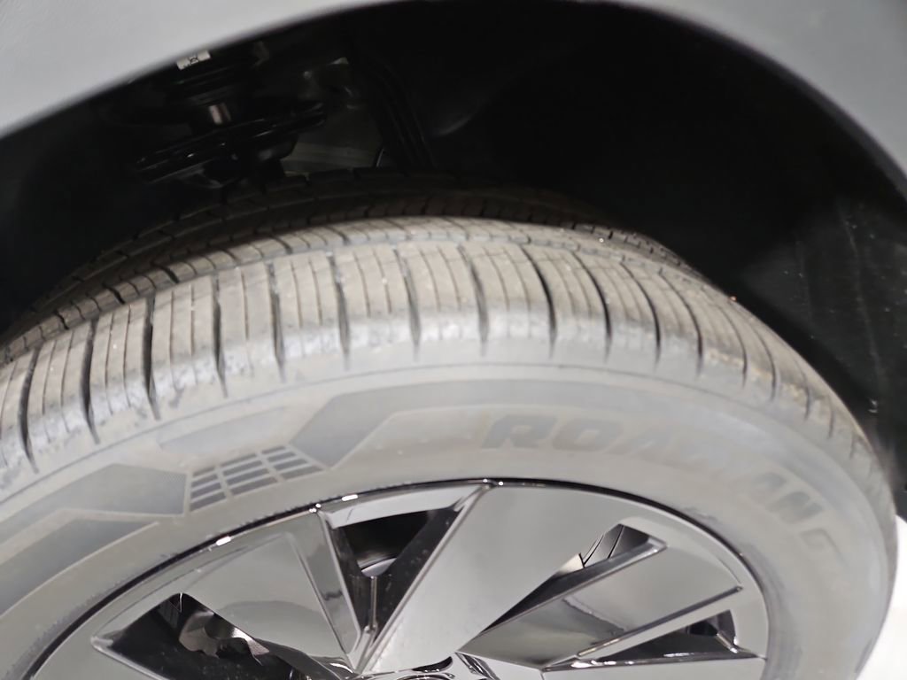 New 2026 Volkswagen Atlas Cross Sport SE image 26