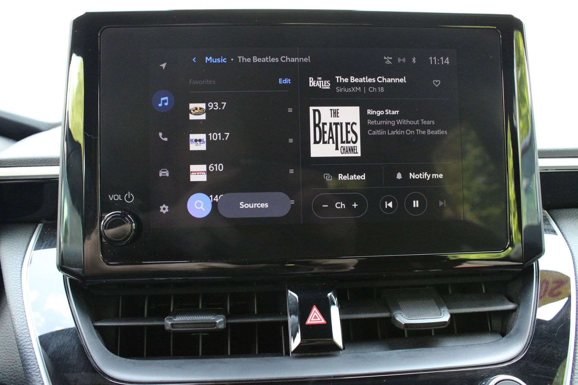 Used 2025 Toyota Corolla SE FWD image 31