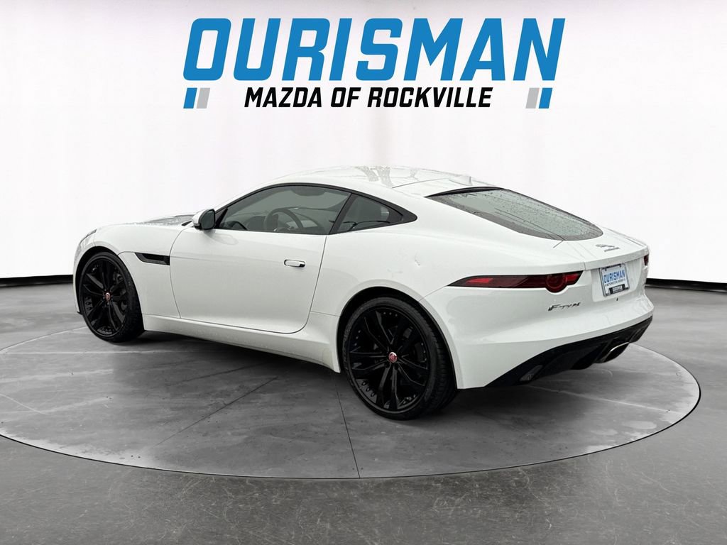 Used 2020 Jaguar F-TYPE Coupe image 4