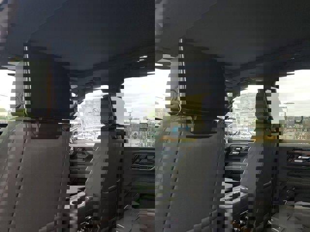 New 2026 GMC Yukon XL Elevation w/ Elevation Premium Package image 8