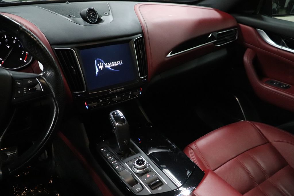 Used 2020 Maserati Levante GranSport image 30