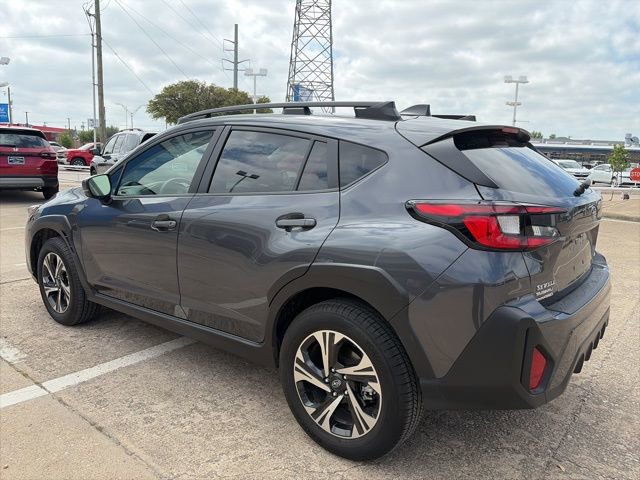 Used 2024 Subaru Crosstrek 2.0i Premium image 4
