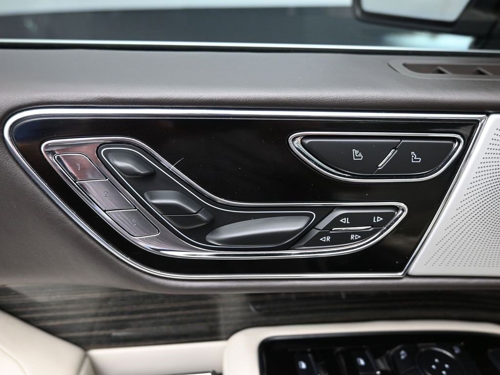 Used 2024 Lincoln Navigator L Black Label image 6