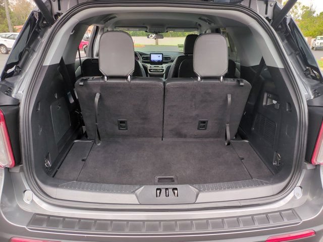 Used 2022 Ford Explorer XLT w/ Equipment Group 202A RWD image 27
