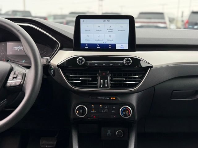 Used 2021 Ford Escape SE image 18