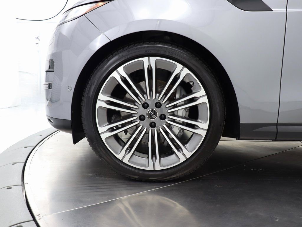 Used 2023 Land Rover Range Rover Sport SE image 50