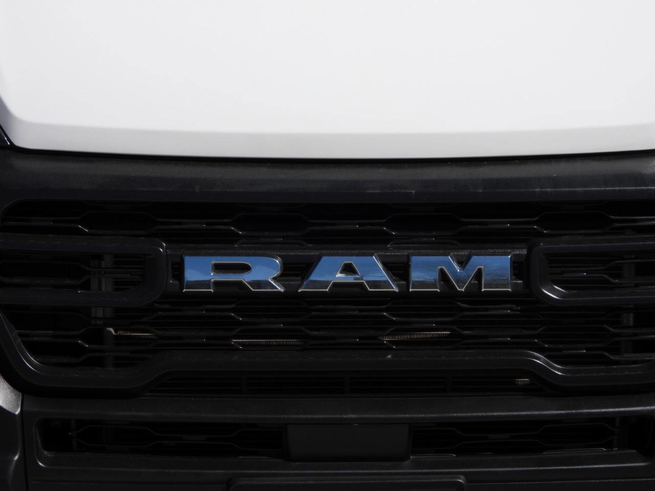 Used 2023 RAM ProMaster 2500 159 High Roof FWD image 39
