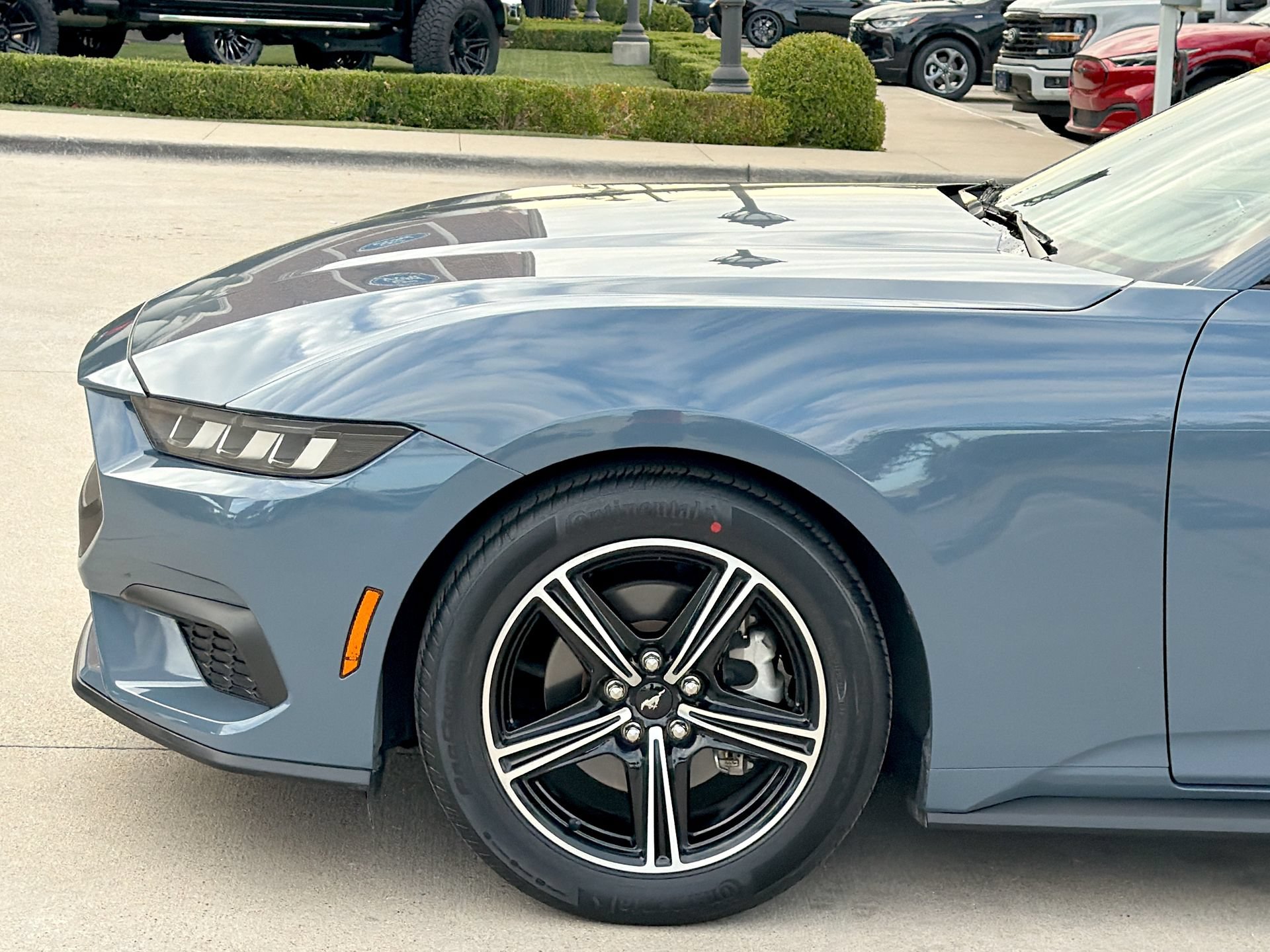 Used 2024 Ford Mustang Coupe RWD image 10