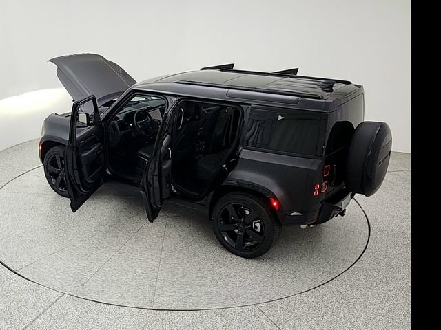 New 2026 Land Rover Defender 110 X-Dynamic SE AWD/4WD image 40