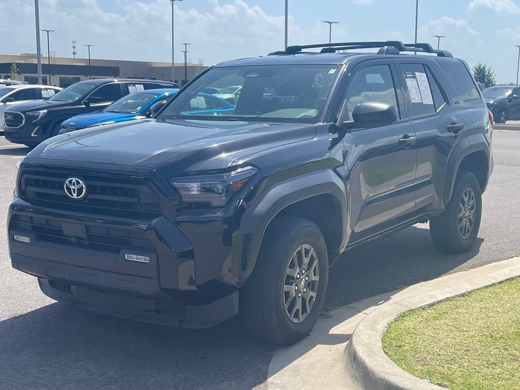 Used 2025 Toyota 4Runner SR5 AWD/4WD image 3