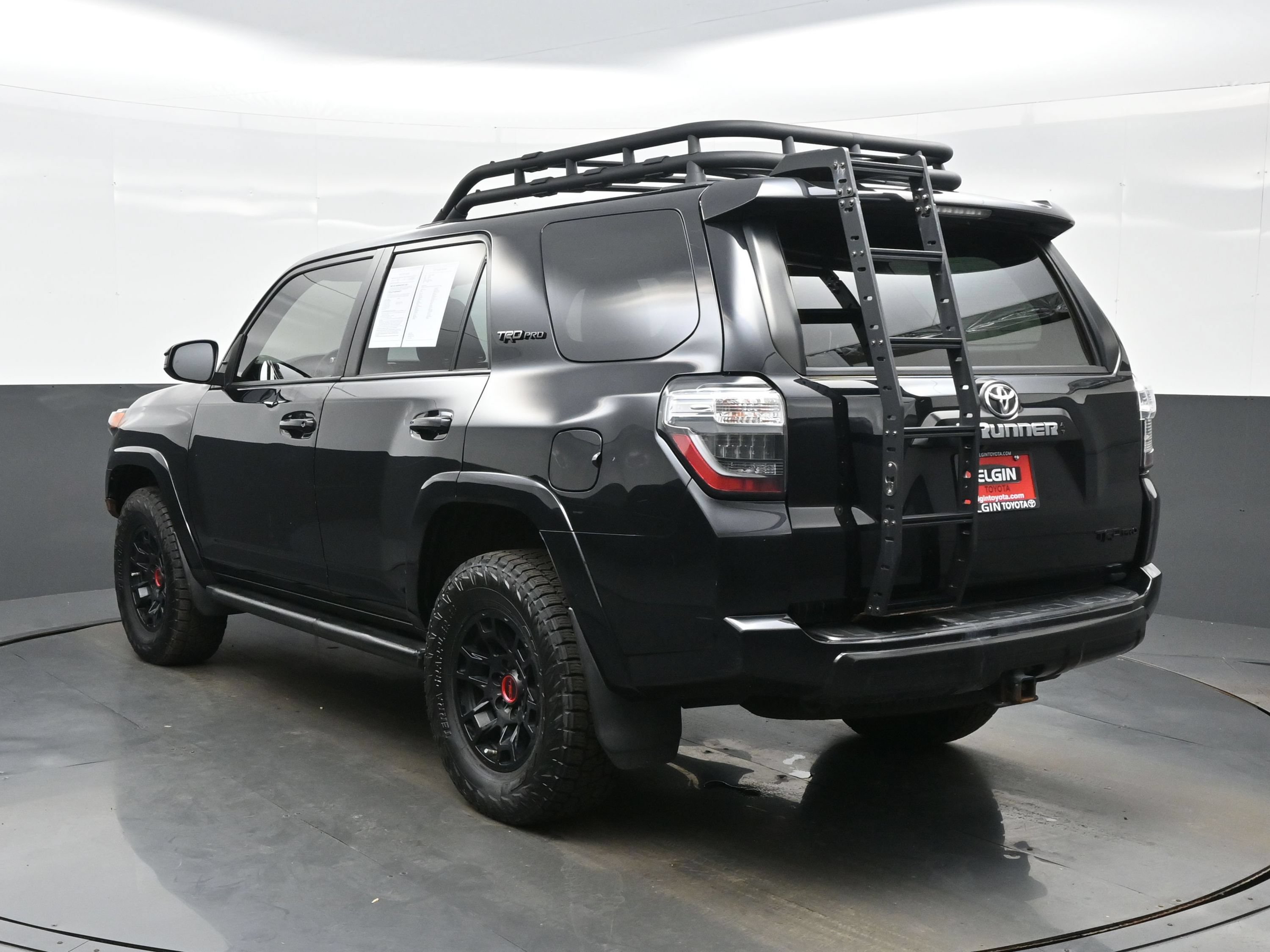 Used 2022 Toyota 4Runner TRD Pro AWD/4WD image 4