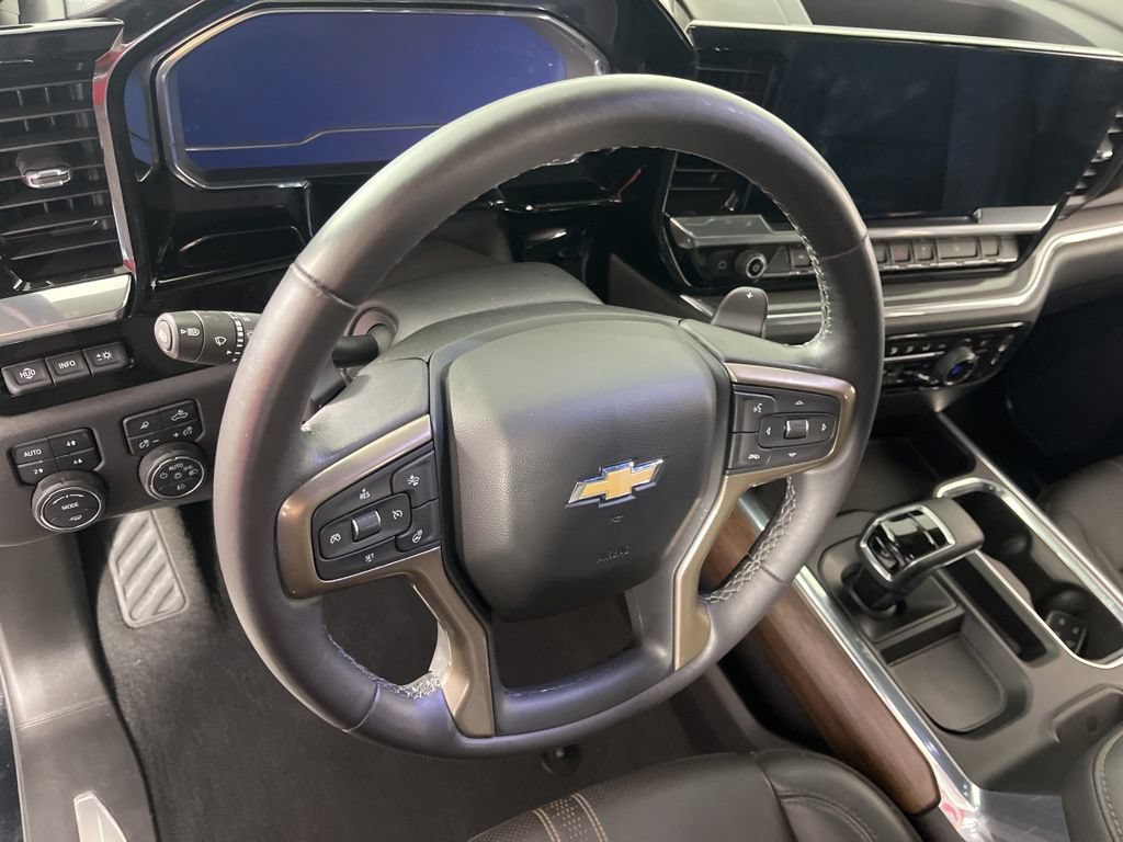 Certified 2023 Chevrolet Silverado 1500 High Country w/ Technology Package AWD/4WD image 28