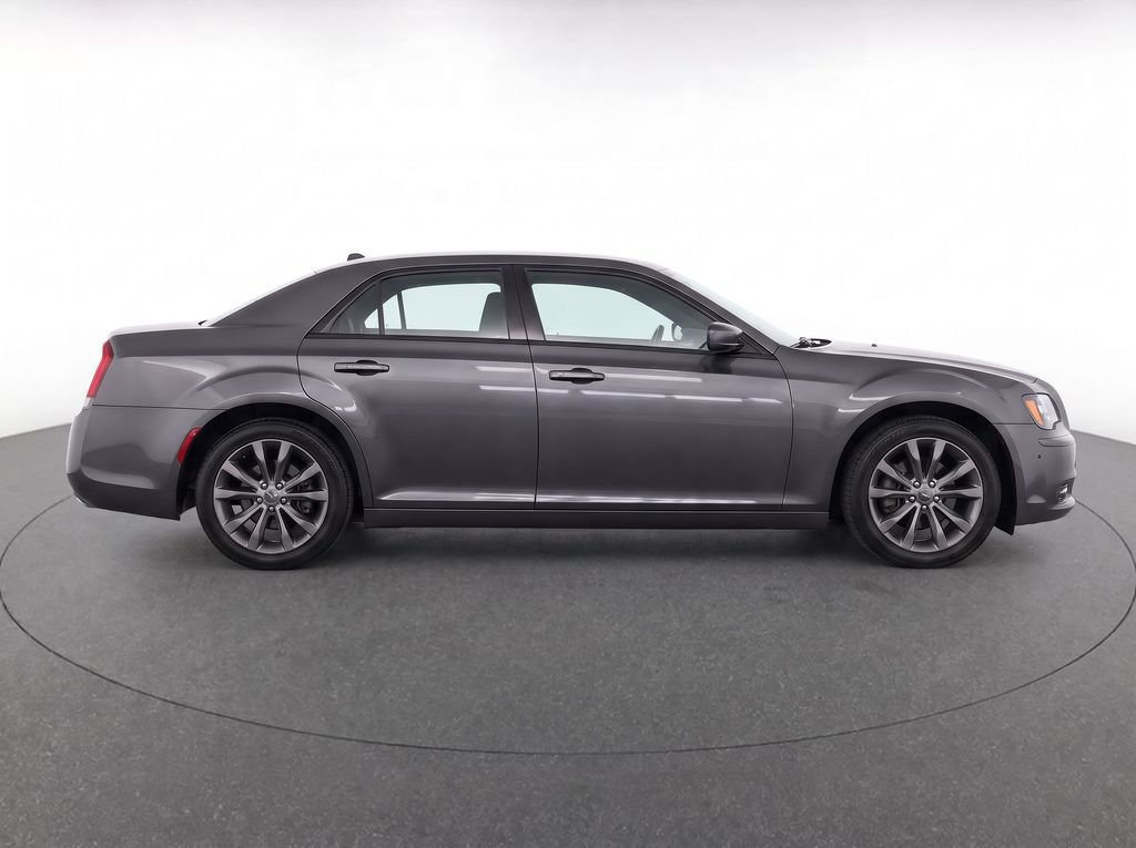 Used 2014 Chrysler 300 S AWD/4WD image 10