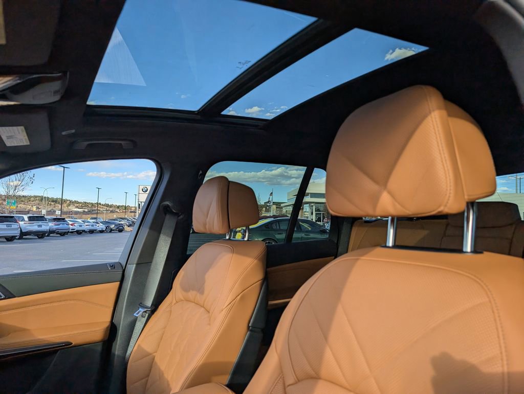 New 2026 BMW X5 xDrive50e w/ Climate Comfort Package image 13