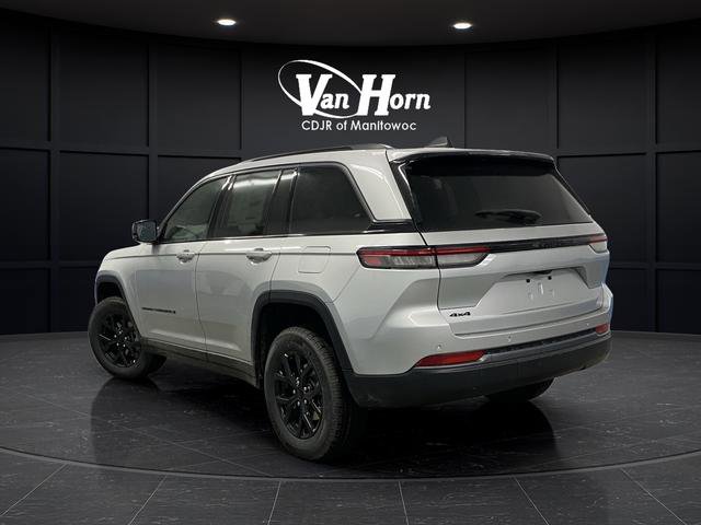 New 2026 Jeep Grand Cherokee 4WD image 3