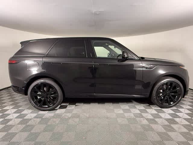 New 2027 Land Rover Range Rover Sport Dynamic SE AWD/4WD image 8