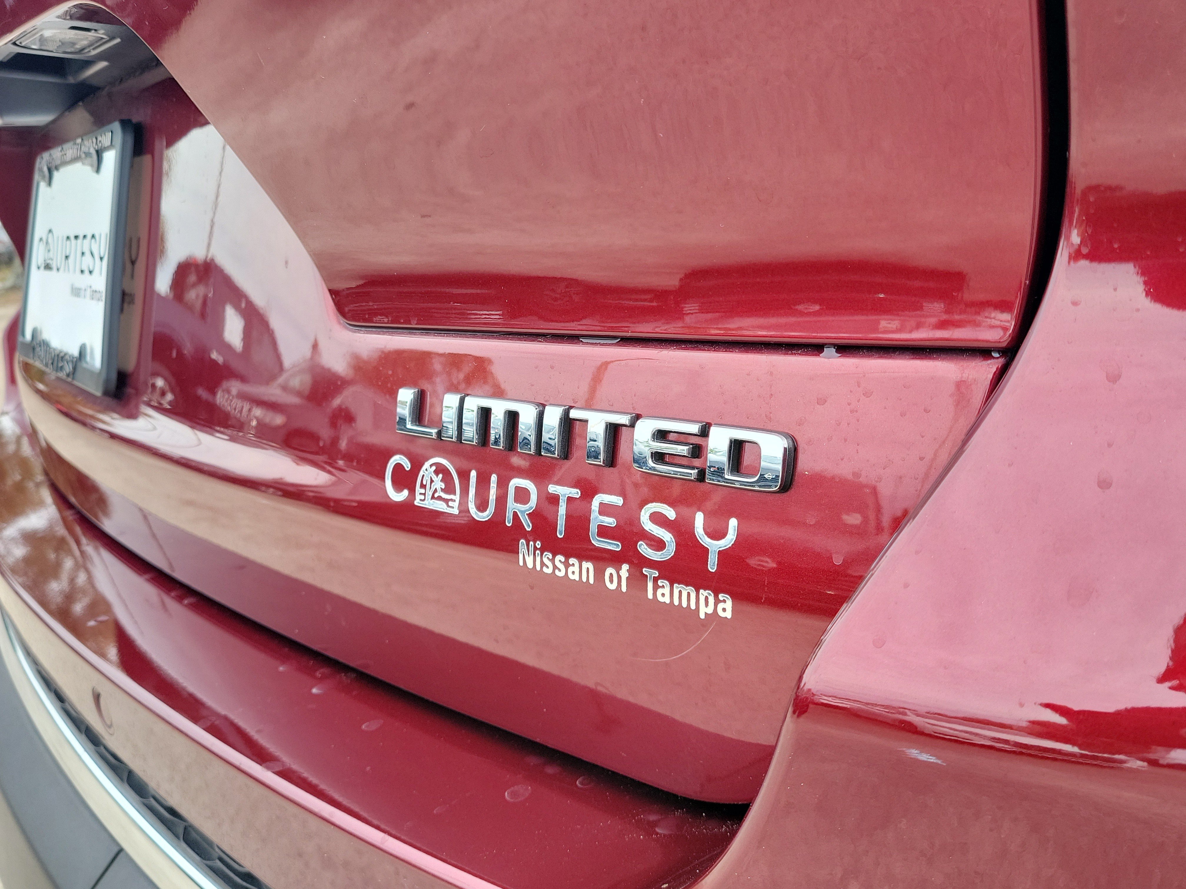 Used 2023 Jeep Grand Cherokee L Limited w/ Luxury Tech Group II image 35