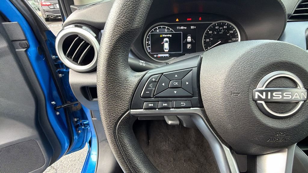 Used 2023 Nissan Versa SV image 27