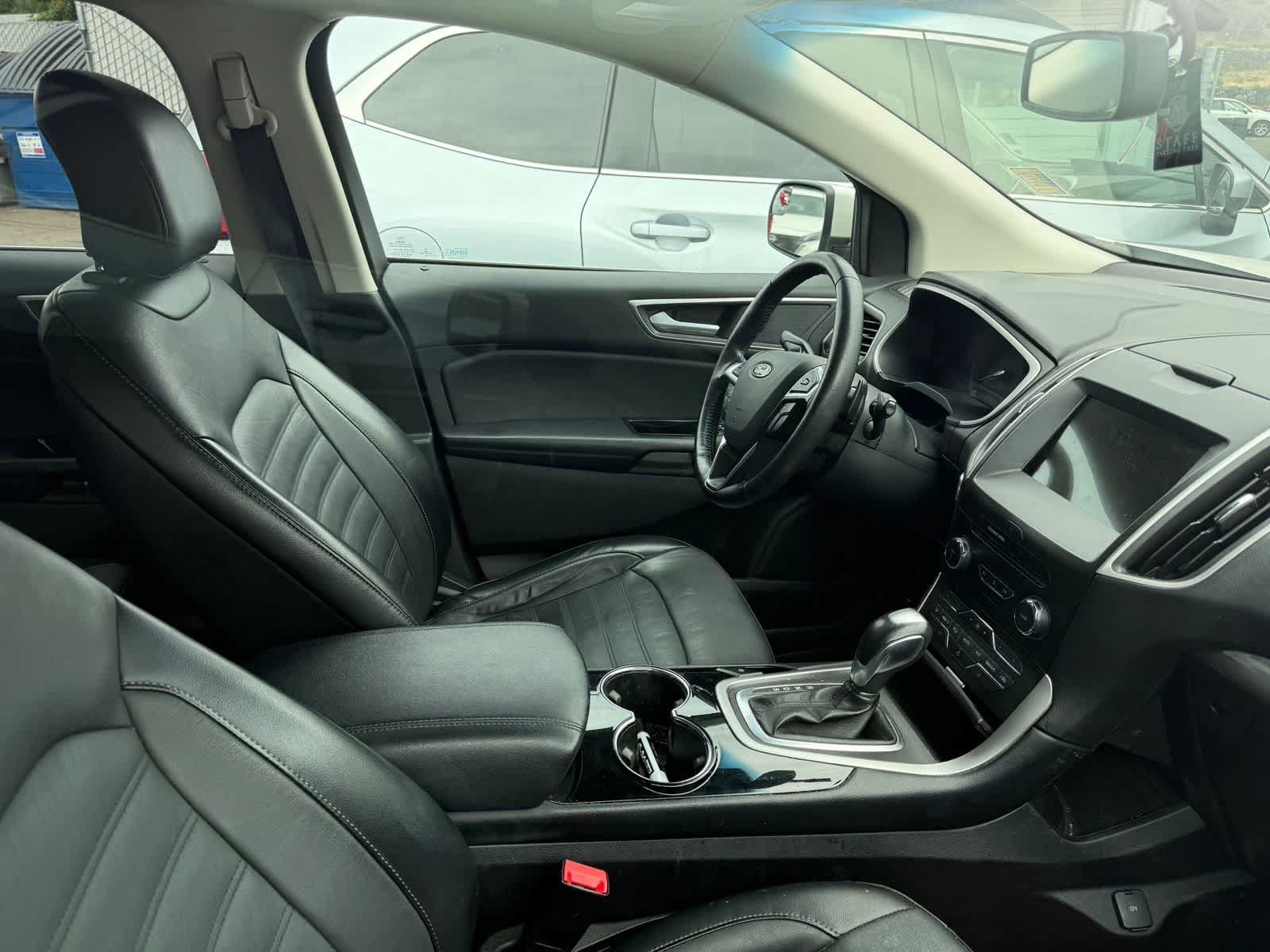 Used 2018 Ford Edge SEL w/ Canadian Touring Package AWD/4WD image 6