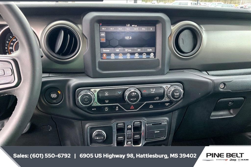 Used 2023 Jeep Gladiator Sport image 22