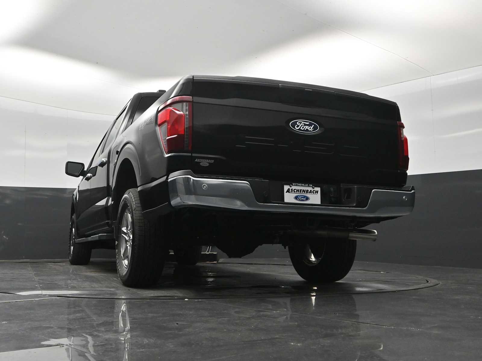 Certified 2025 Ford F150 XLT w/ Equipment Group 301A Standard AWD/4WD image 44