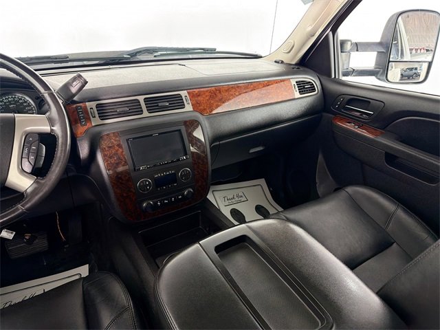 Used 2014 GMC Sierra 3500 SLT w/ SLT Convenience Package image 20