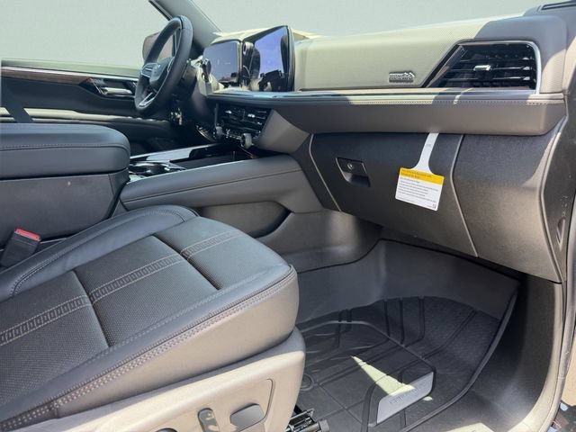 New 2026 Chevrolet Tahoe High Country AWD/4WD image 17