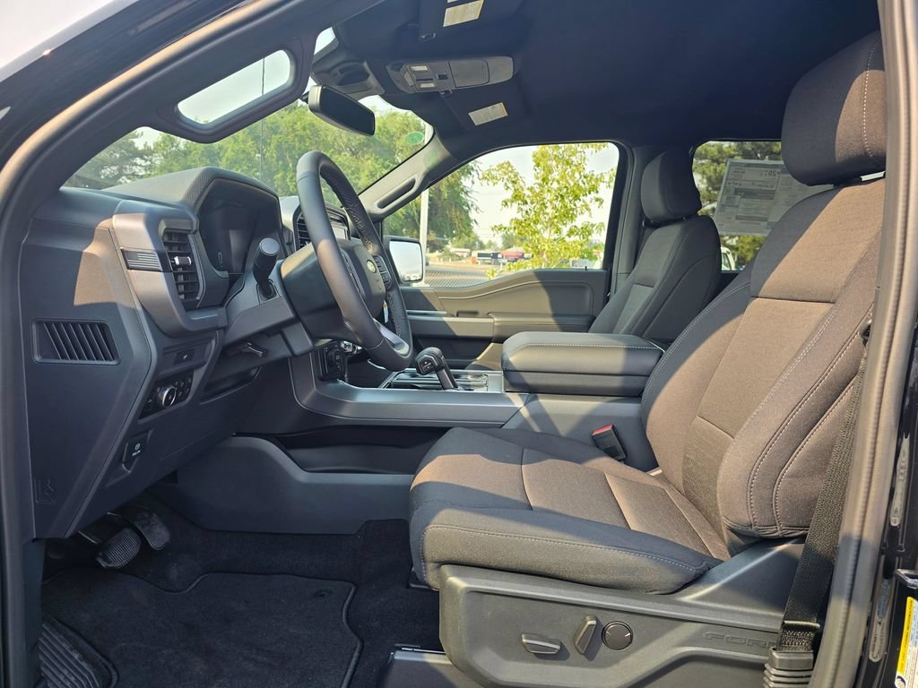 New 2026 Ford F150 XLT w/ Equipment Group 302A MID AWD/4WD image 10