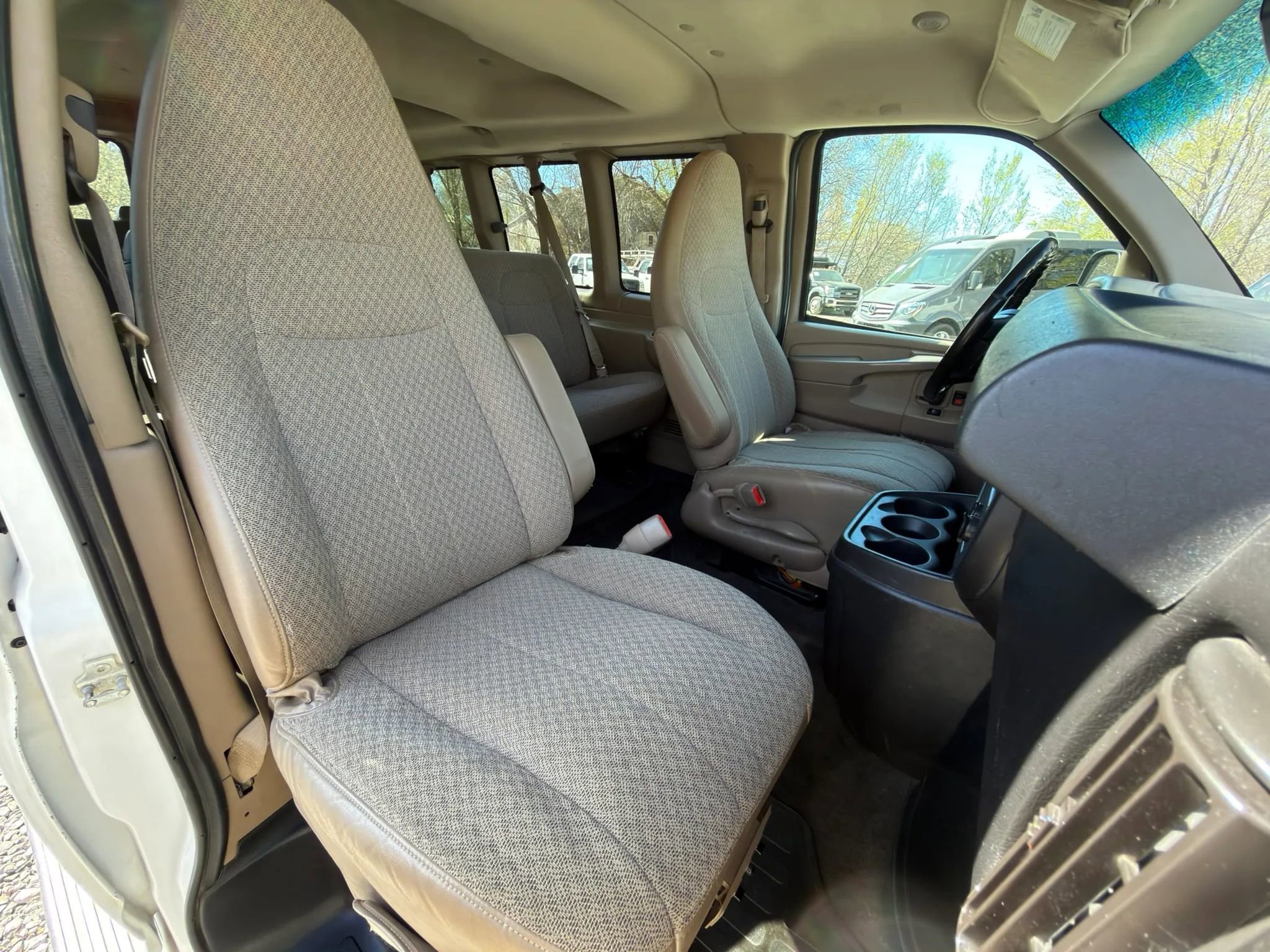 Used 2014 Chevrolet Express 1500 LT w/ LT Preferred Equipment Group AWD/4WD image 5